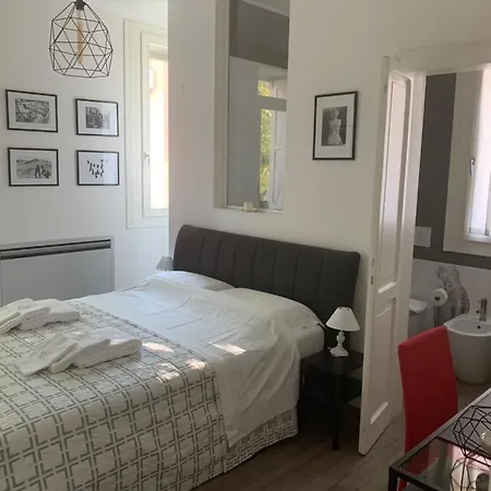 Frich Bed & Breakfast 4*